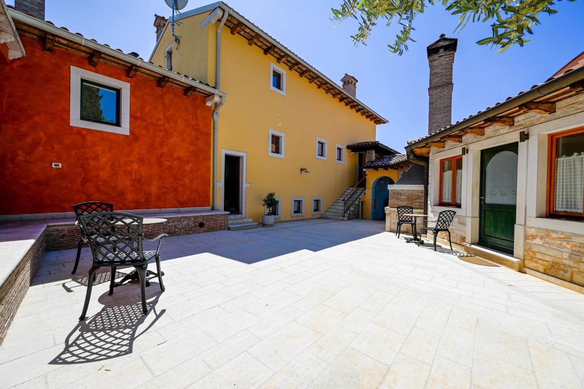 Casa Degli Artisti Hotel Rovinj Ngoại thất bức ảnh